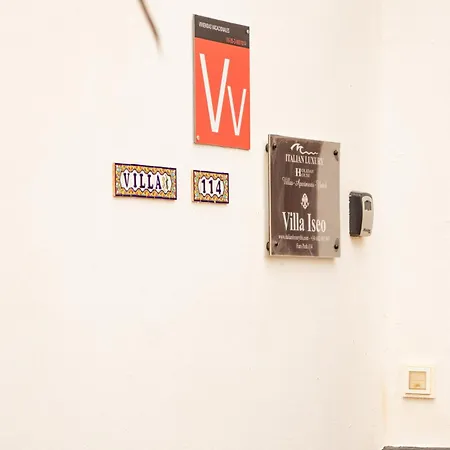 Iseo Villa *